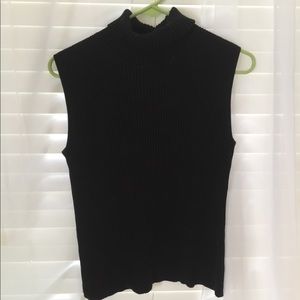 Black Sleeveless Turtle Neck